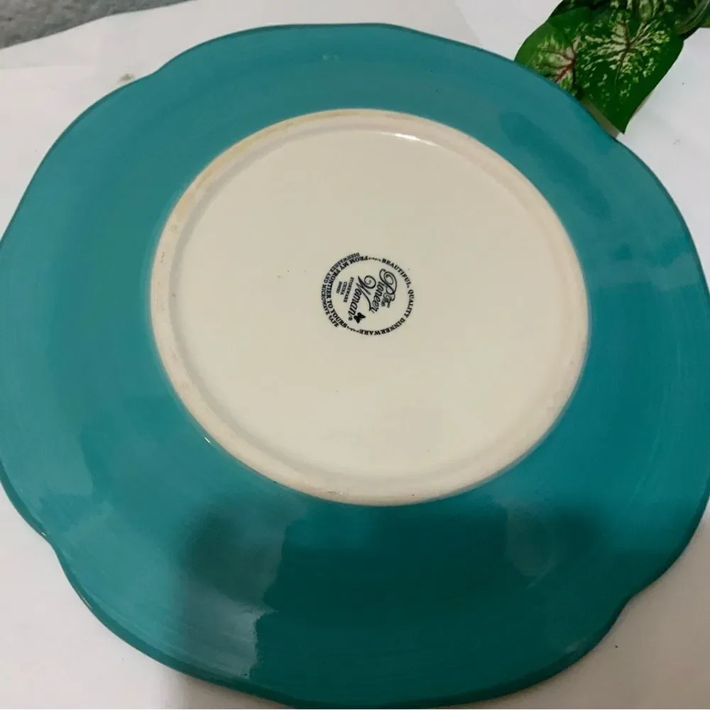 Pioneer Woman Teal Hyacinth dinner plate 10 3/4” G15